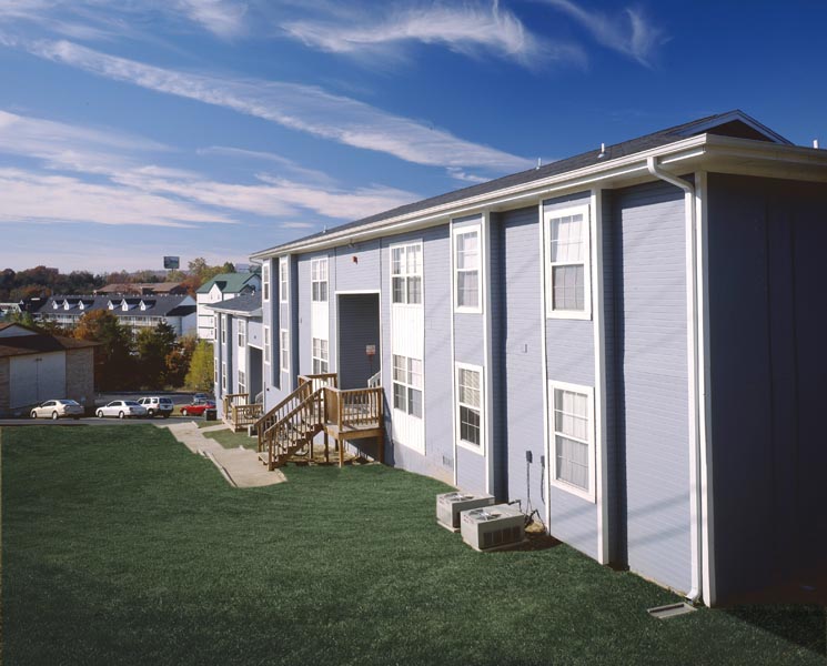 Hamilton Properties Corporation Douglas Apartments